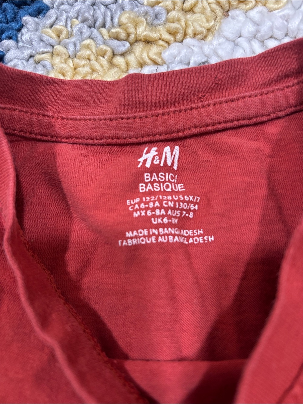 H&M Shirt - Picture 2 of 2